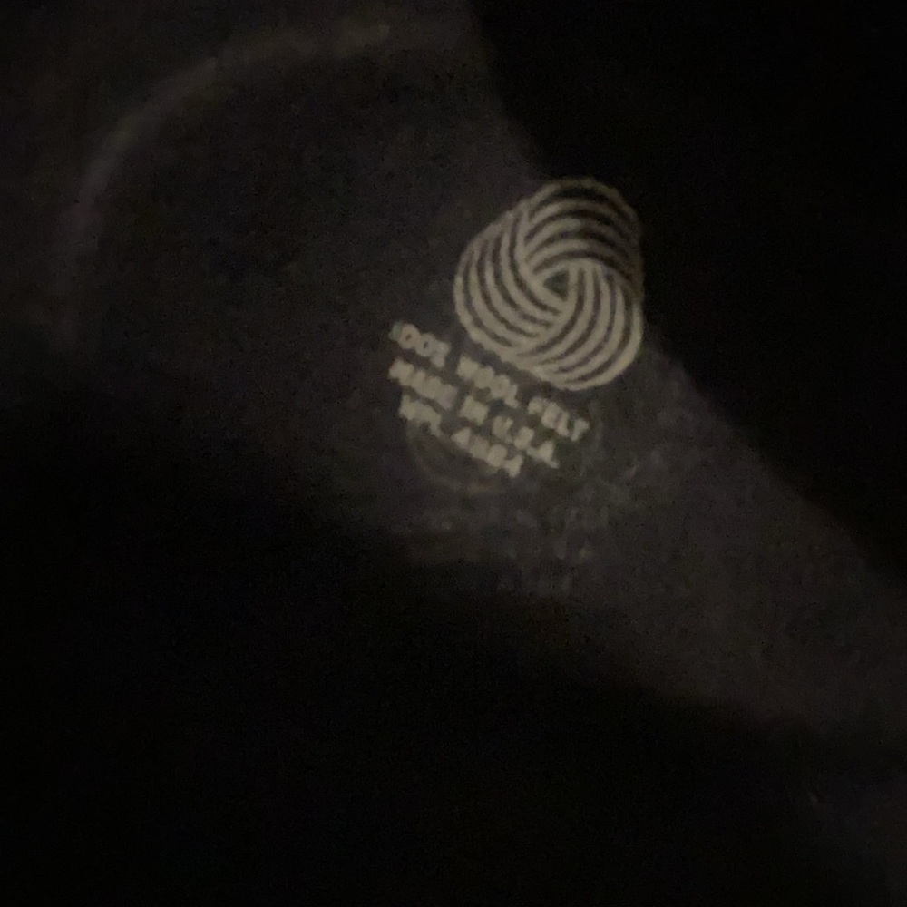 BETMAR VINTAGE NAVY WOOL HAT WITH ATTACHED NECKTIE, BOW ON SIDE. - Picture 6 of 7